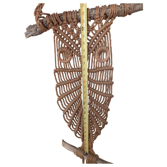 Vtg Boho 70s Handmade Macrame Owl Wall Hanging Jute Driftwood Hippie Rope Art - Picture 10 of 10